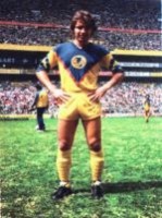 /album/aguilas-de-los-80/t-club-america-ex-americanistas-3110219-jpg/